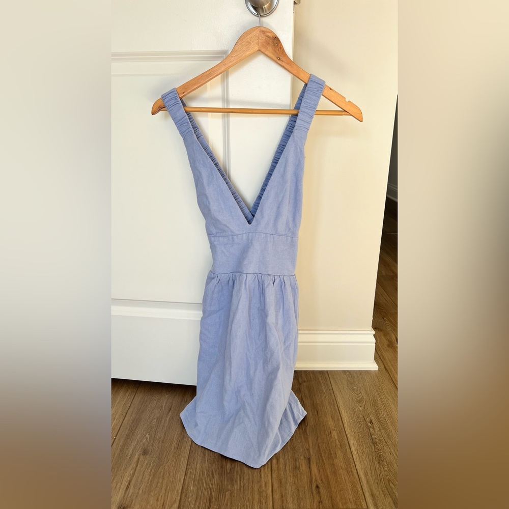 Abercrombie & Fitch Light Blue Romper with Built-in Shorts - Size XS Tall ☀️